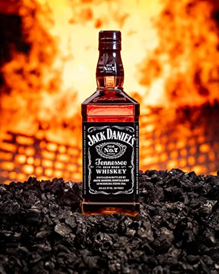 Jack Daniel’s Old No.7 Tennessee Whiskey 150cl - Whiskey filtrato attraverso il carbone. 40% vol. 614886149